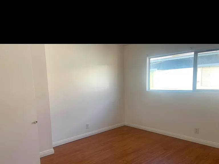 444 N Garfield Ave — Photo 2