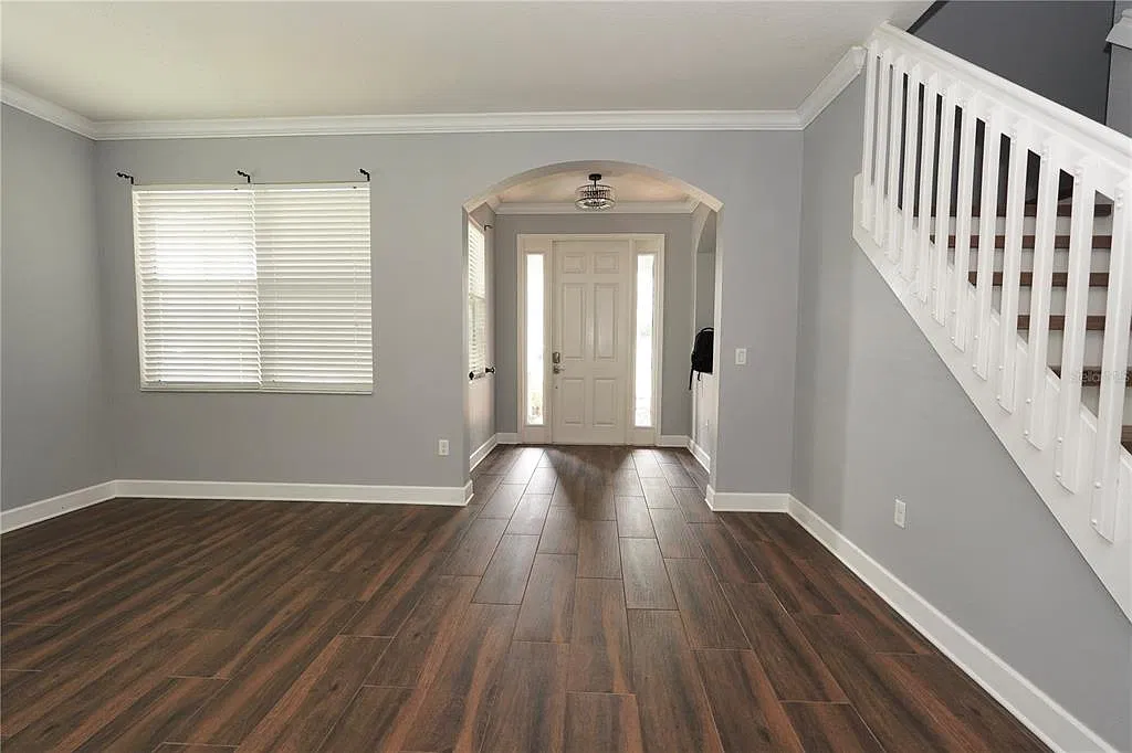4 bed, 2.5 bath, 2601 sqft, $2,800 — Photo 4