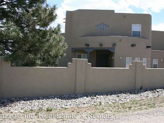 2nd image of 704 Tierra Alegre Ct