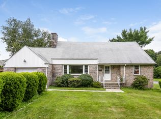 6 Locust St, Elmsford, NY 10523