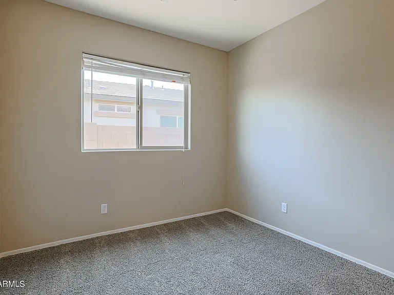 8475 N 171st Dr — Photo 10