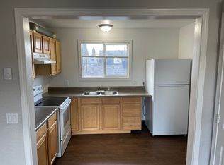 Canby Square, Canby, OR 97013