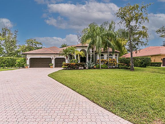 2nd image of 5843 NW 91st Avenue