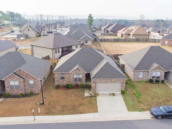 2nd image of 3330 Moss Creek Dr