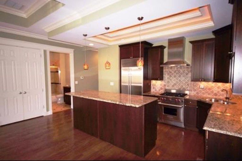 1st image of 3120 N Sheffield Ave APT 2N