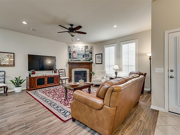 5th image of 410 Long Cove Dr