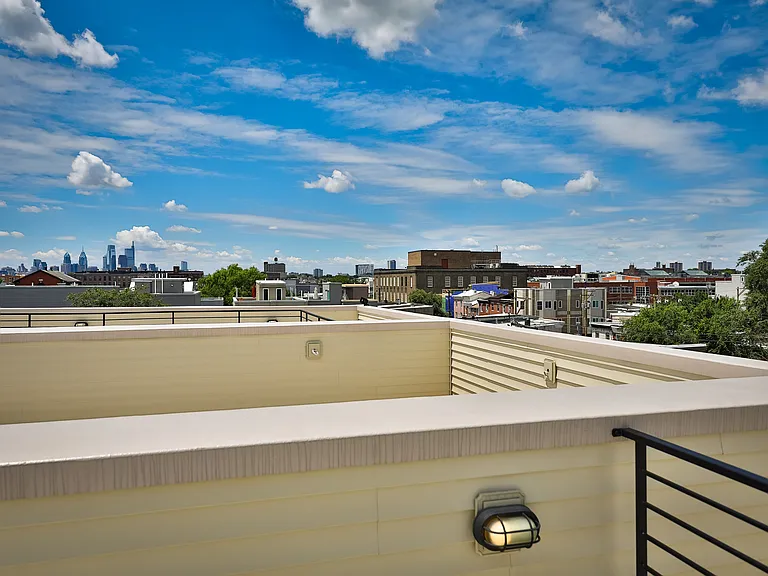 2602 Emerald St #3 — Photo 22