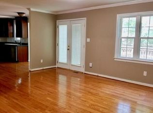 6102 Forest Wood Rd, Midlothian, VA 23112