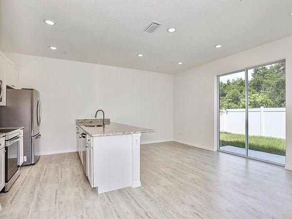 5th image of 1701 E Orange Ave #302