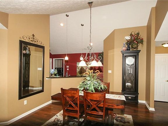 4th image of 7350 Lake Lakota Pl
