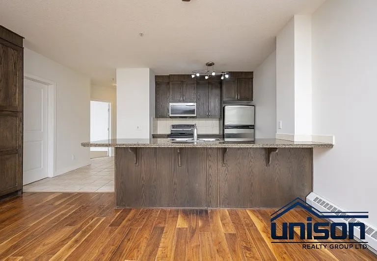328 S 21st Ave SW #404 — Photo 20