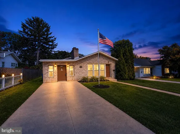 1300 Kelton Rd, Camp Hill, PA 17011