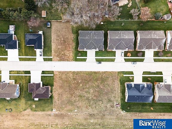 5th image of 405 Cottage Park Dr