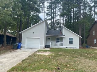 378 W Wilder Dr, Fayetteville, NC 28314