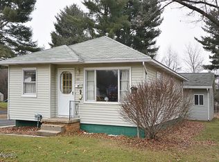 320 W North St, Paw Paw, MI 49079