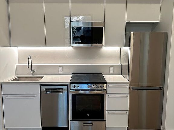 5th image of 49 W 90th St APT 2B