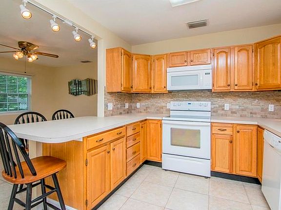 5th image of 3308 W Pearl Ave