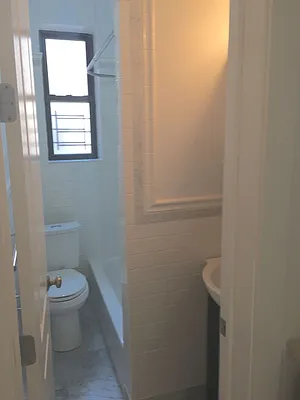 Rented by Newcastle Realty Services | media 18