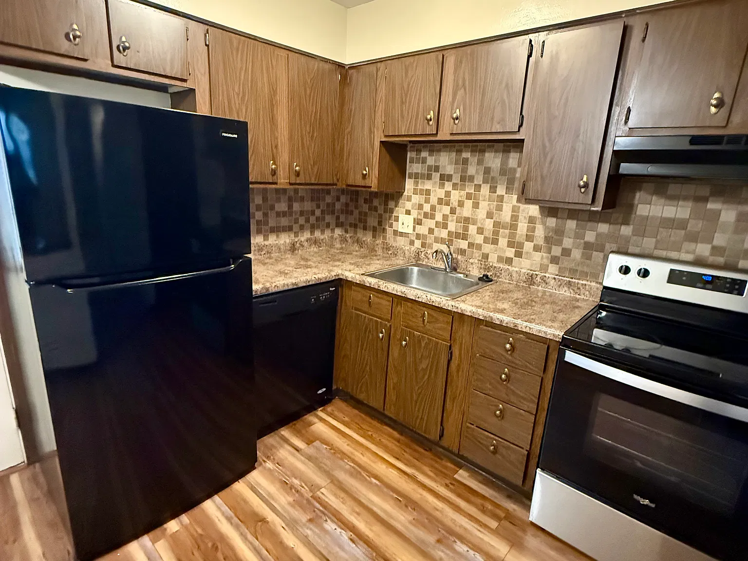 2 bed, 1345 sqft, $1,140 — Photo 4