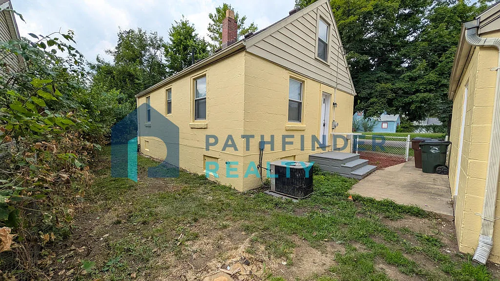 3561 — Photo 3