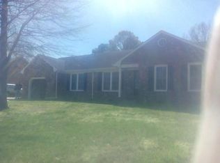 729 Etheridge Rd, Chesapeake, VA 23322