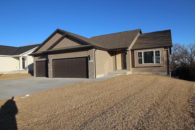 1st image of 4300 W Hub Hall Dr