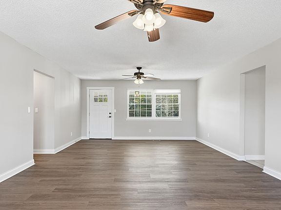 4th image of 10407 Sims Harris Rd