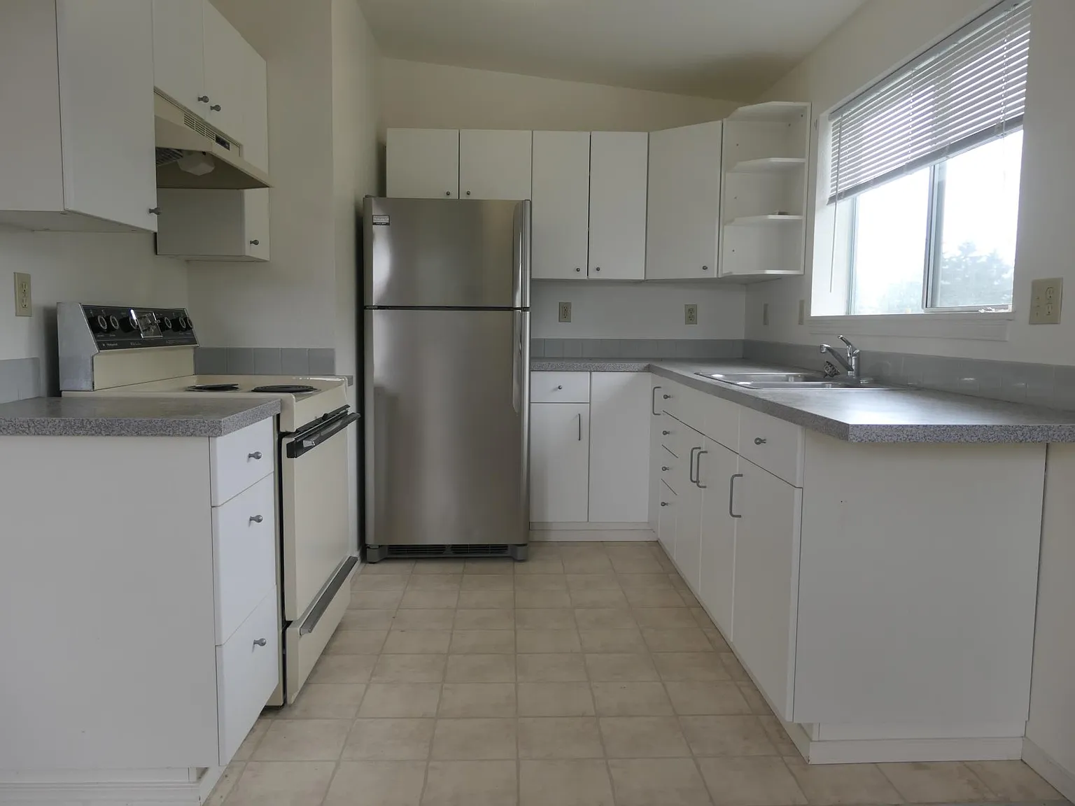 1 bed, 490 sqft, $1,800 — Photo 1