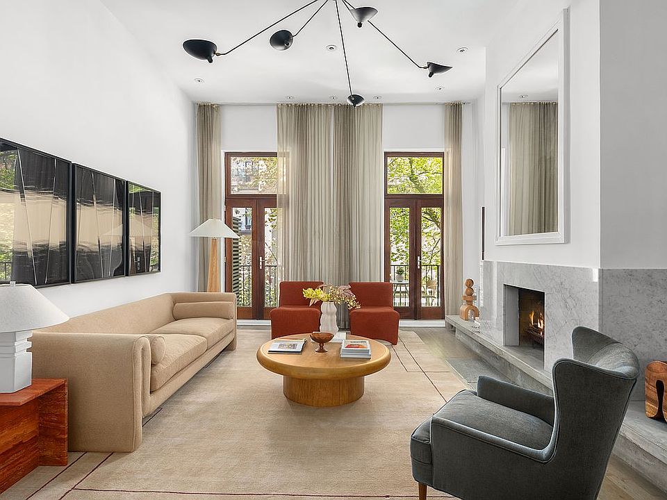 1st image of 463 W 22nd St #C