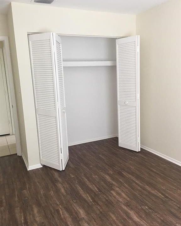2nd image of 679 Bell Blvd S