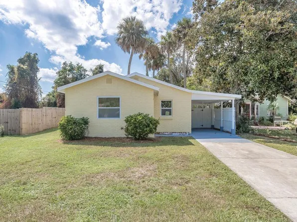 704 Dougherty St, New Smyrna Beach, FL 32168
