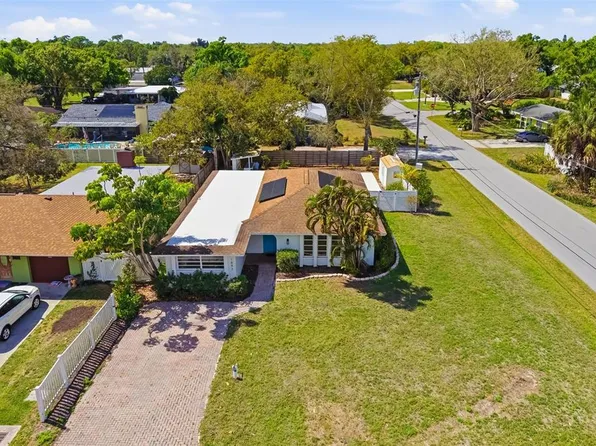 1097 Willis Ave, Sarasota, FL 34232