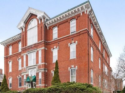 35 Flint St APT 208, Salem, MA, 01970