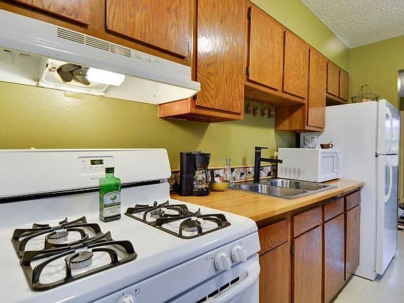 4th image of 1220 Wyoming St APT 101