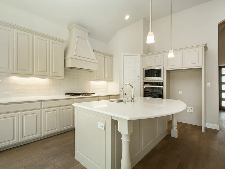 2223 Clairmount Dr — Photo 17