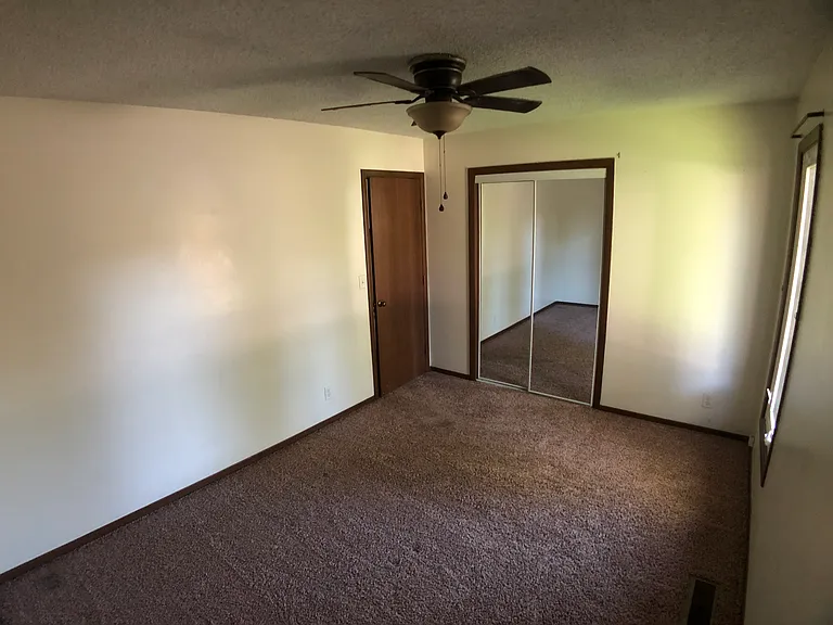 3455 Fontenac Ct — Photo 14