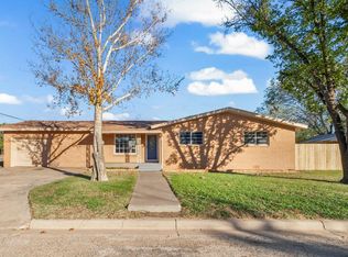 612 Maurer, Anton, TX 79313