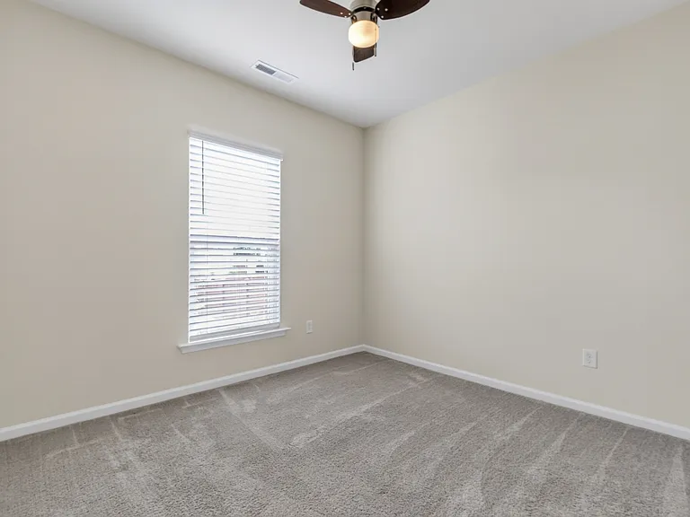 2112 Turling Way — Photo 25