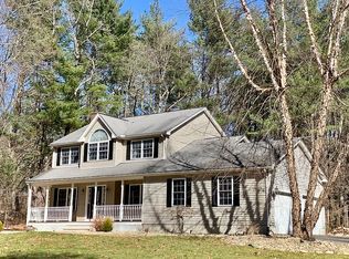 671 Franklin St, Belchertown, MA 01007