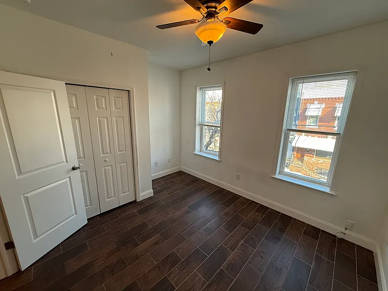 2226 Dickinson Street — Photo 2