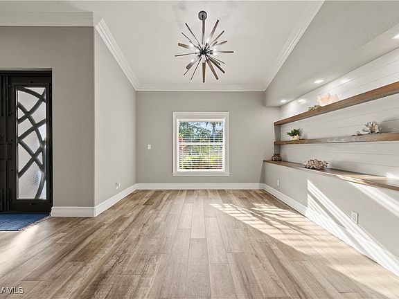 5th image of 13523 Pine Villa Ln