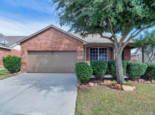 10820 Hawks Landing Rd, Haslet, TX 76052