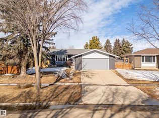 25 Oatway Dr, Stony Plain, AB T7Z1G4