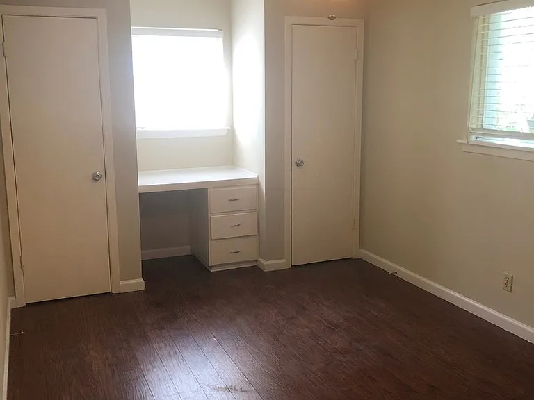 4306 Avenue A #109 — Photo 11