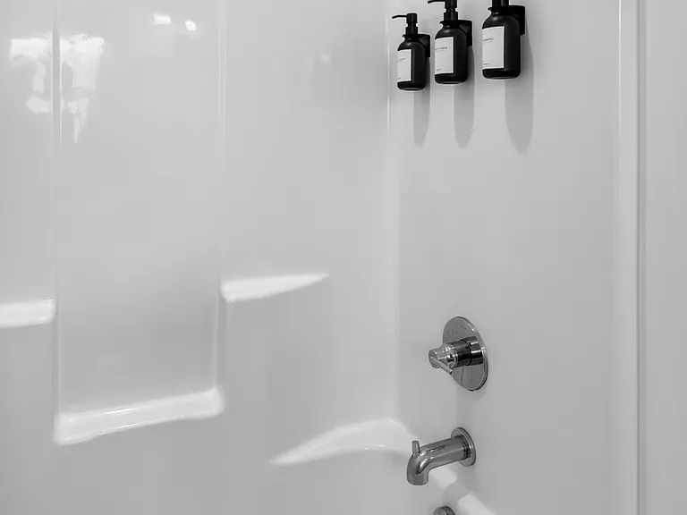 22520 Lakeview Dr — Photo 45