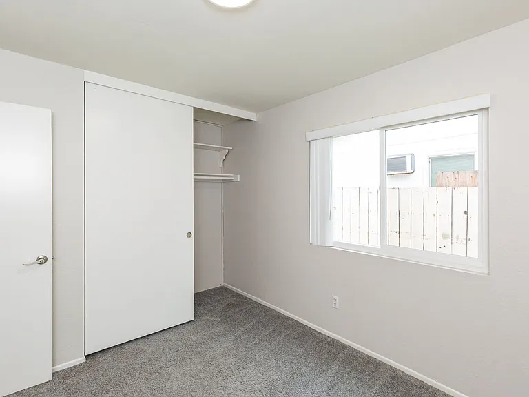 11355 Camarosa Cir — Photo 16