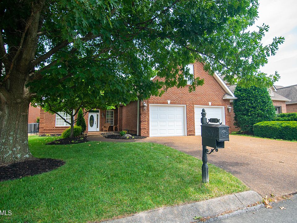 1st image of 273 Savannah Park Dr