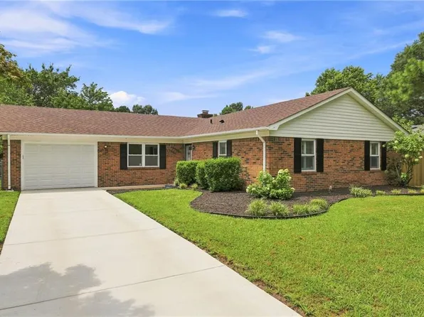 401 Moorland Dr, Virginia Beach, VA 23452