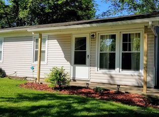 328 Tremont Dr, Godfrey, IL 62035