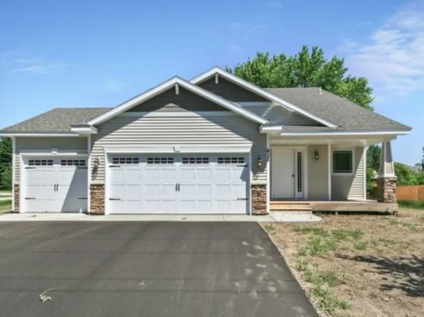 419 NW 18th St NW, Sauk Rapids, MN 56379